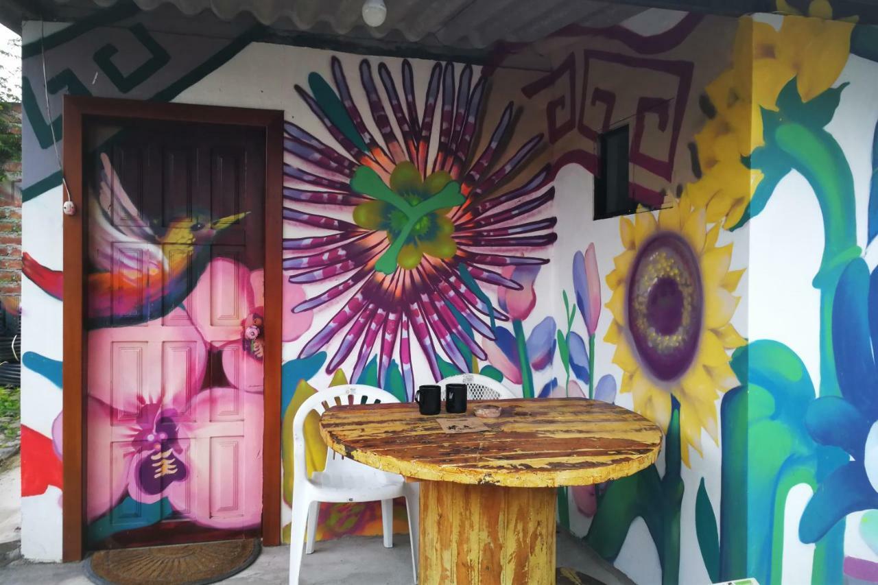 Killa Wasi Hostel อาเลาซี ภายนอก รูปภาพ